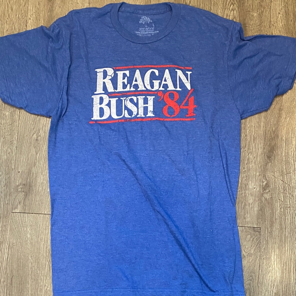 Blue Graphic T-Shirt never worn